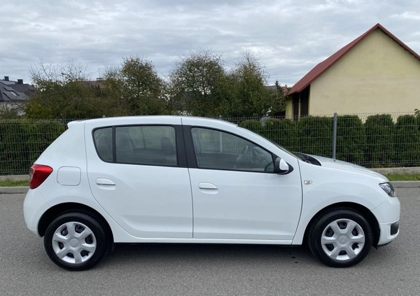 Dacia Sandero cena 29900 przebieg: 58000, rok produkcji 2016 z Rzeszów małe 106